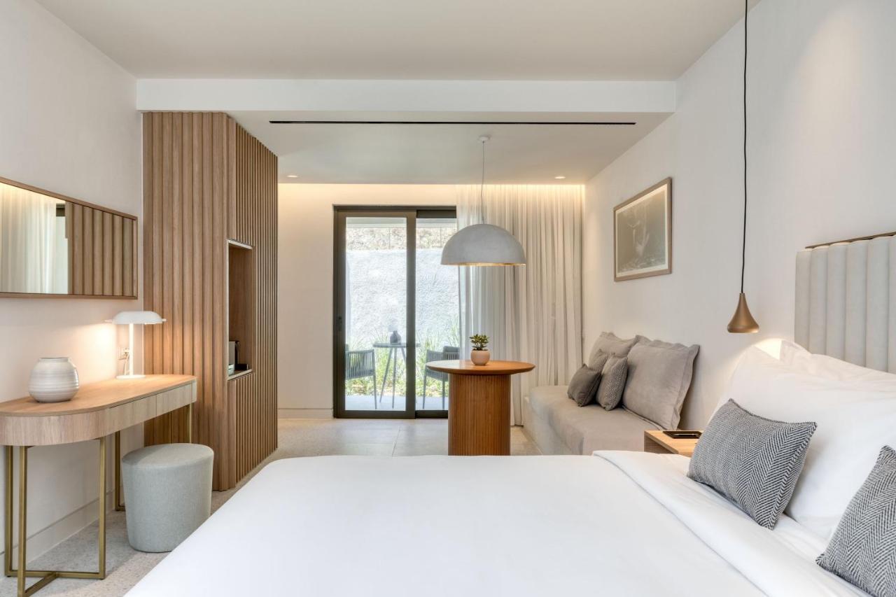 Jade Suite