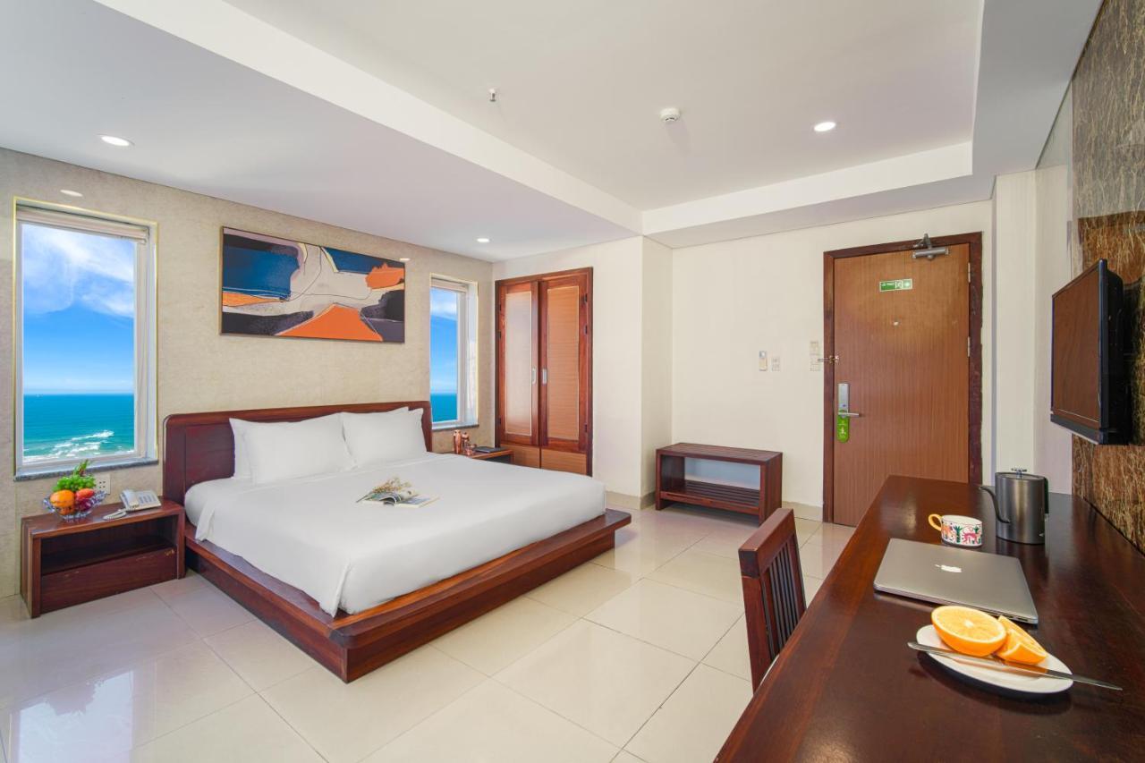 Deluxe Double Room Side Sea View