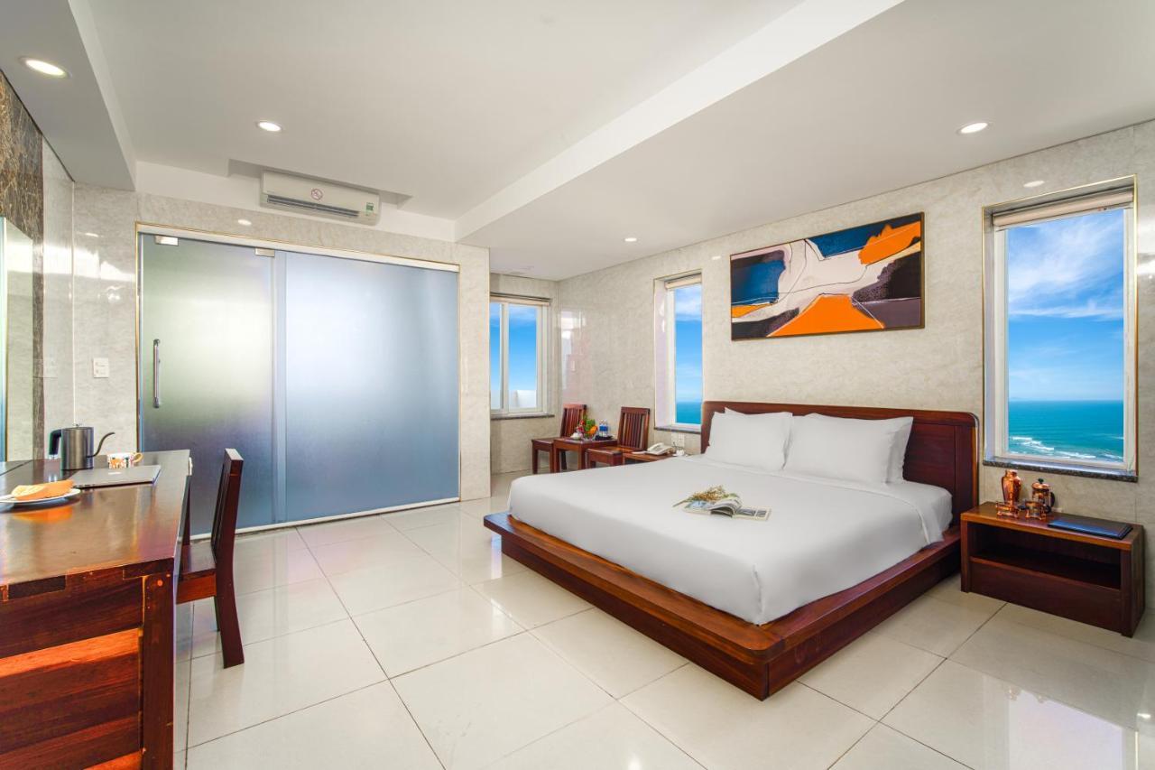 Deluxe Double Room Side Sea View