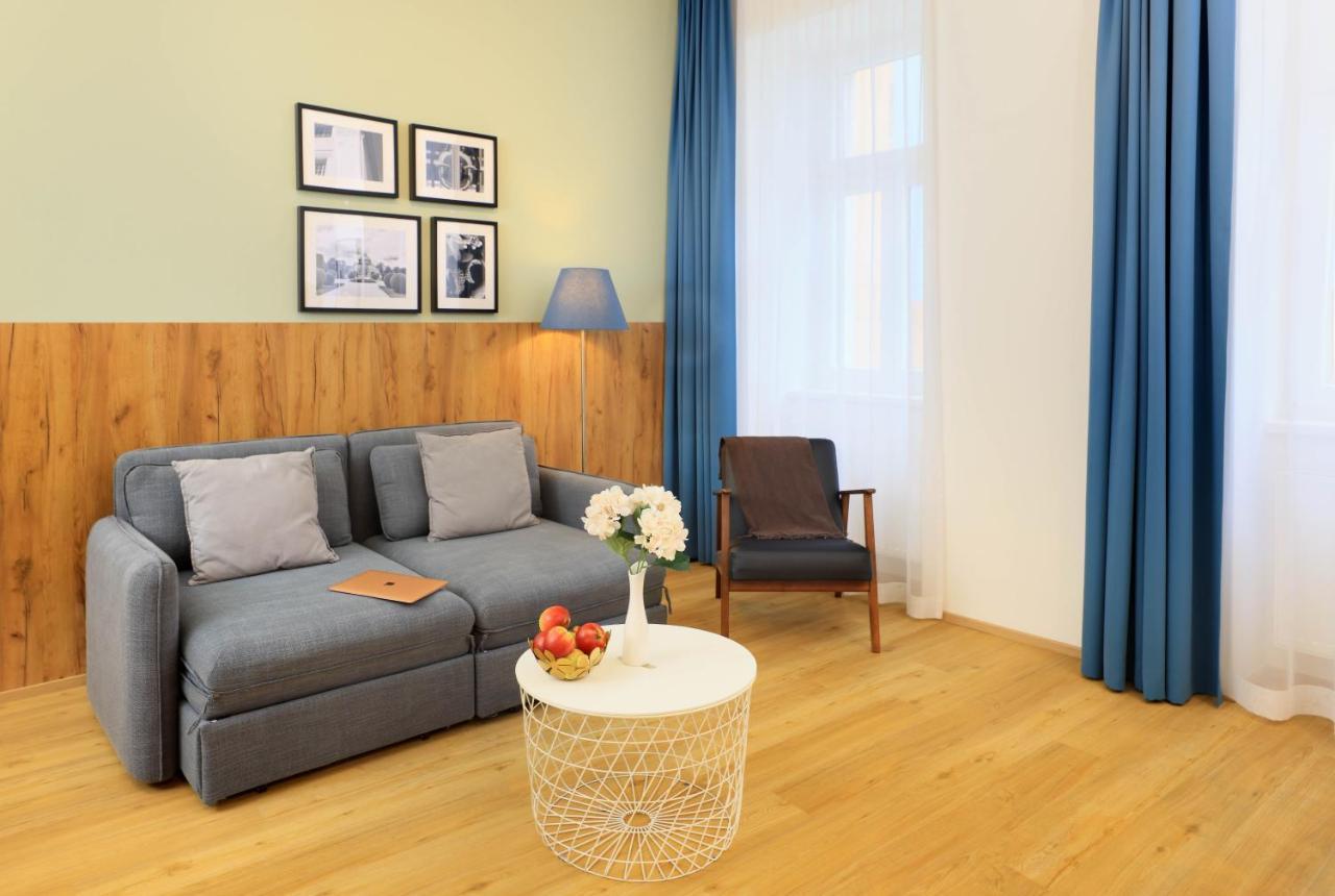 1-Bedroom Suite Balcony Air Condition