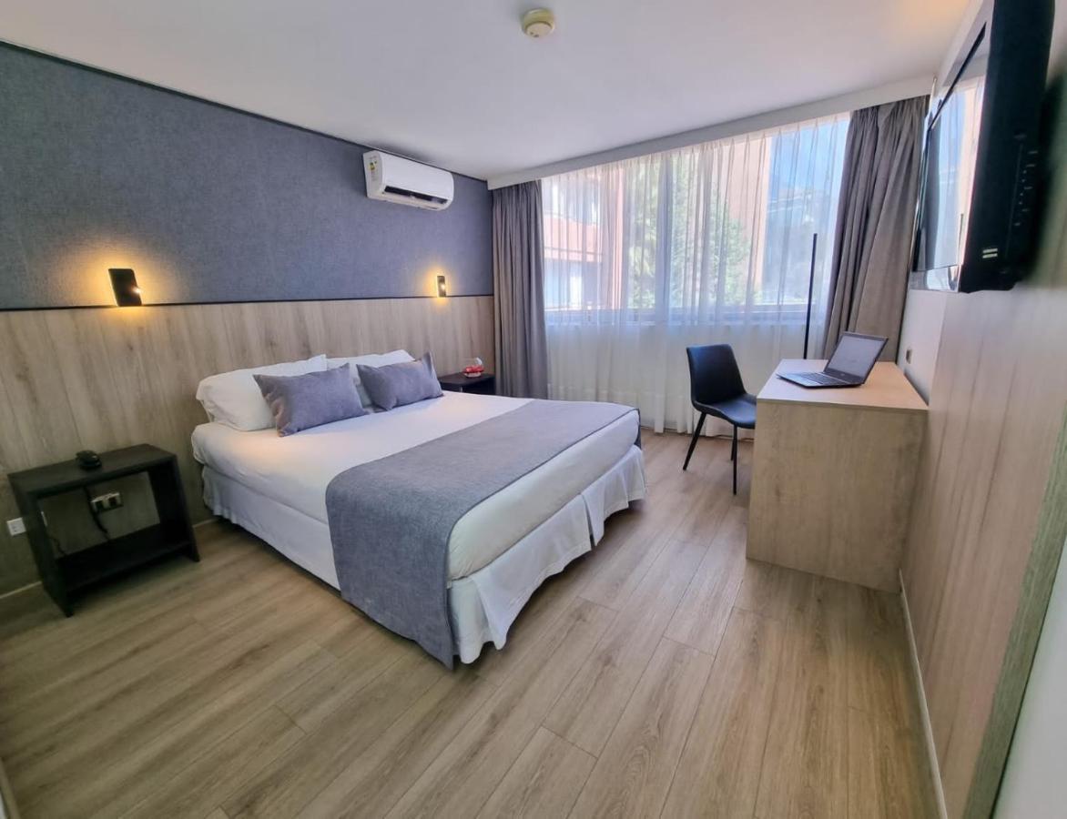 Quarto Queen Standard