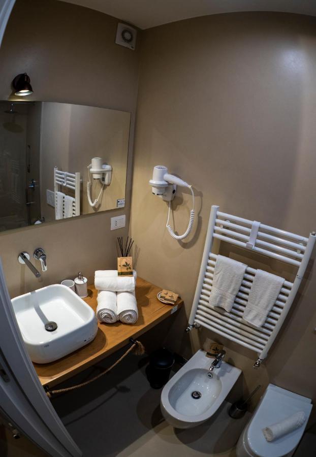Double or Twin Room Private Bathroom