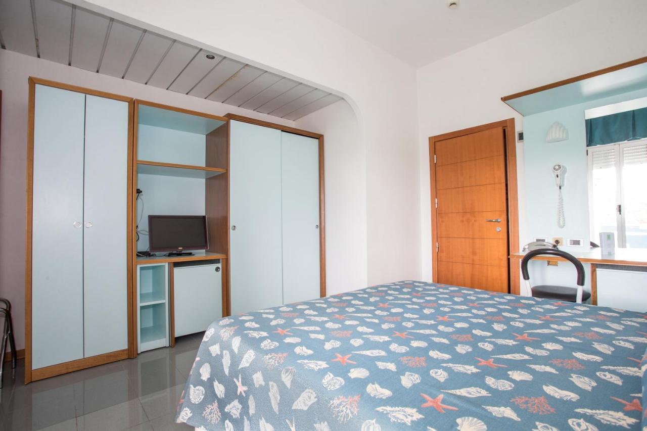 Standard Double or Twin Room Balcony