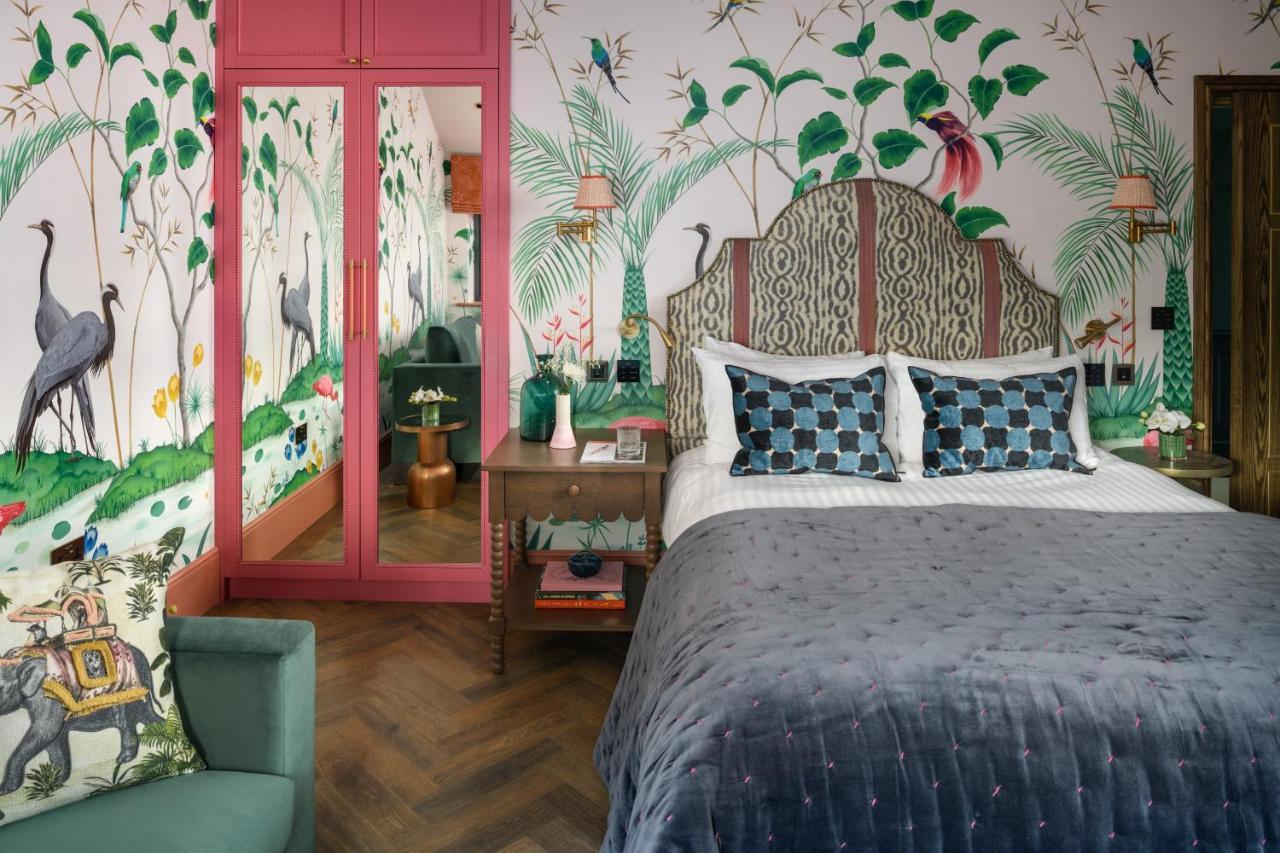 The Tempus King Room