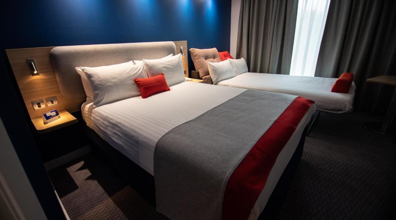 Standard Double Room Sofa Bed Hot