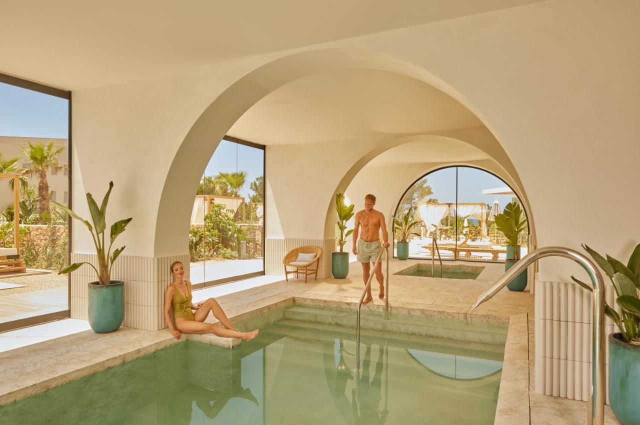 Signature Level - Junior Suite mit direktem Poolzugang