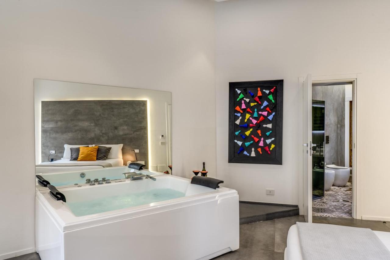 Queen Suite Spa Bath