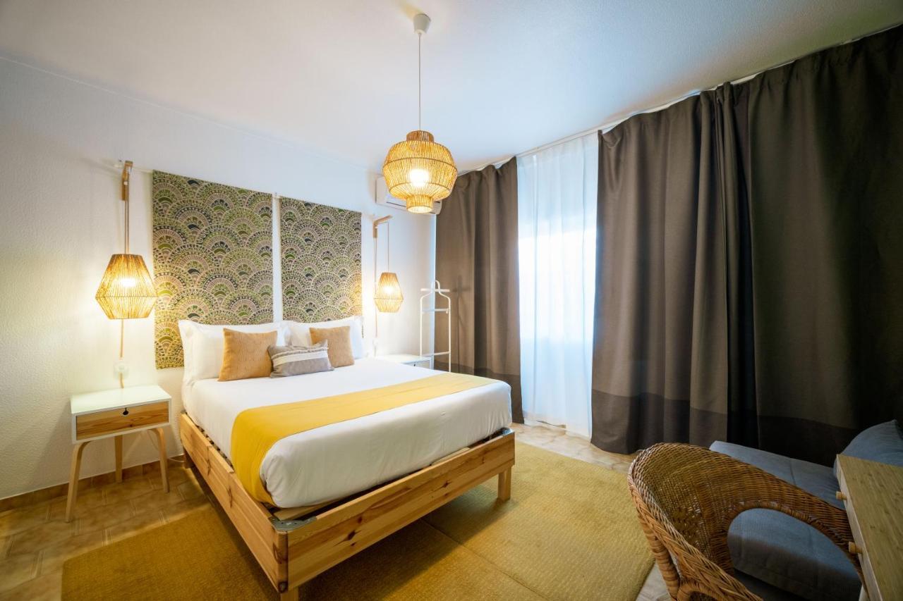 One-Bedroom Apartment,1588083281:JPEG
