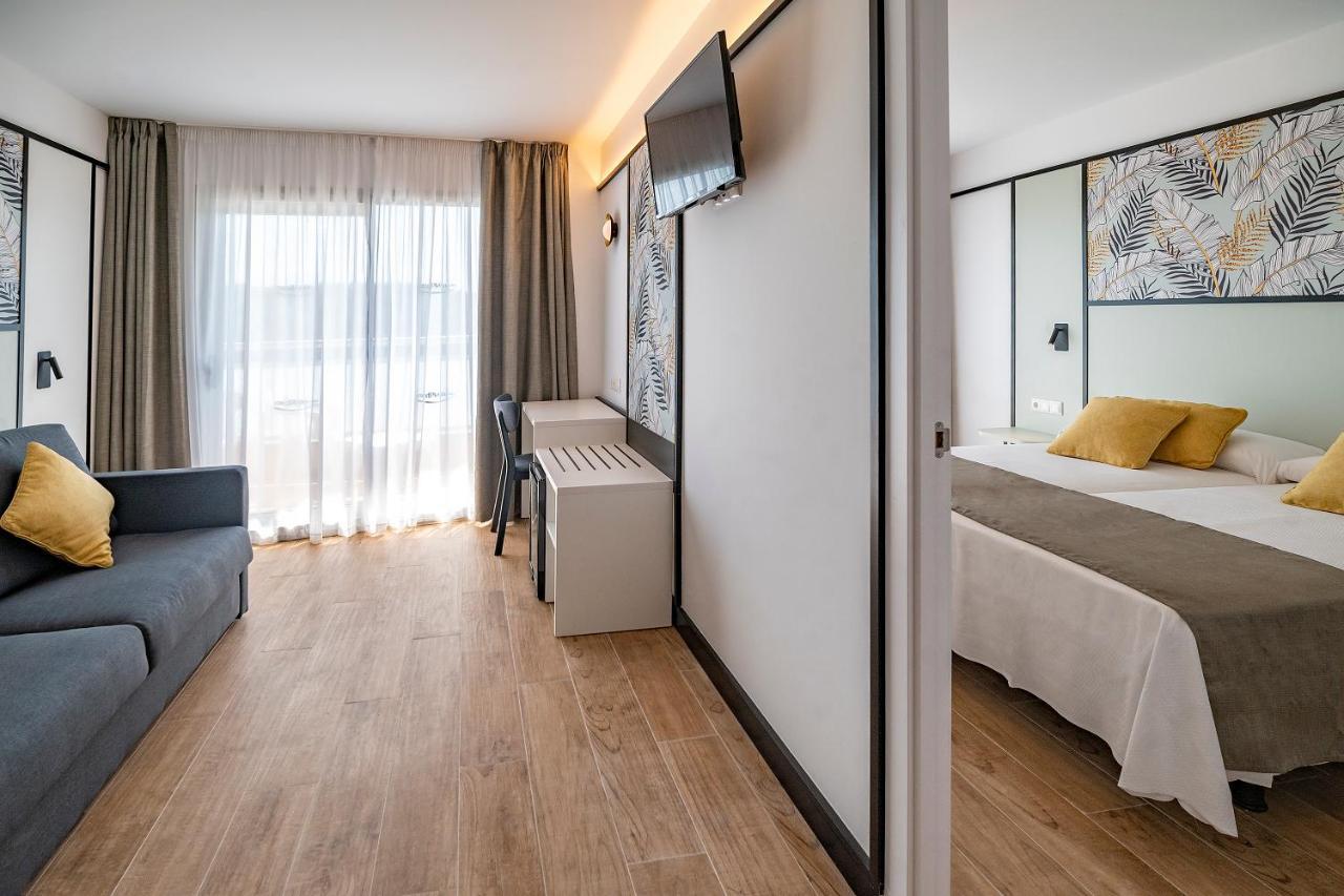 Junior Suite with Terrace (2 Adults)