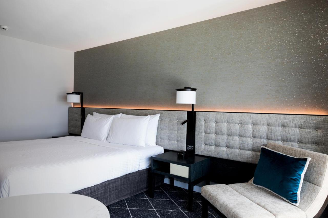 Tower King Room