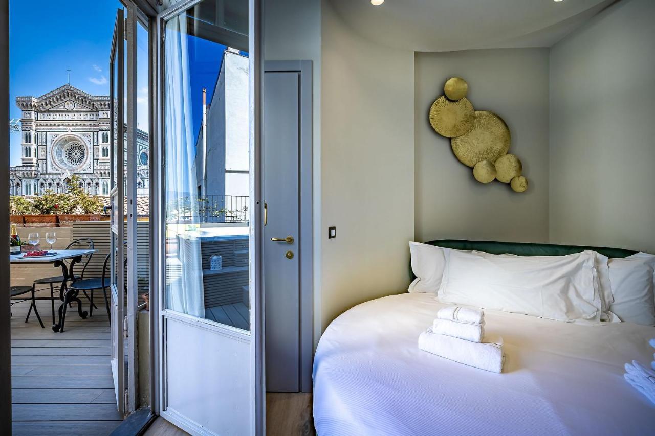 Deluxe Double Room Bath