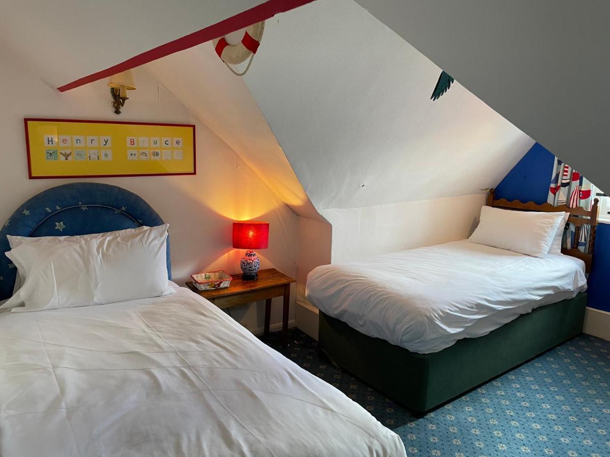 Quarto Familiar Clássico