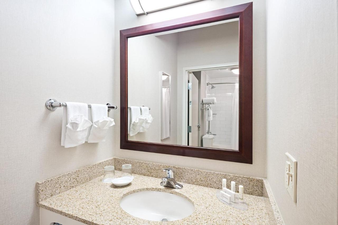 Queen Suite Two Queen Beds Bathtub Trundle Sofa Mobility Access or Hearing Accessible