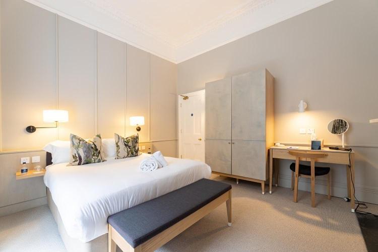 Helena Normanton Signature Suite