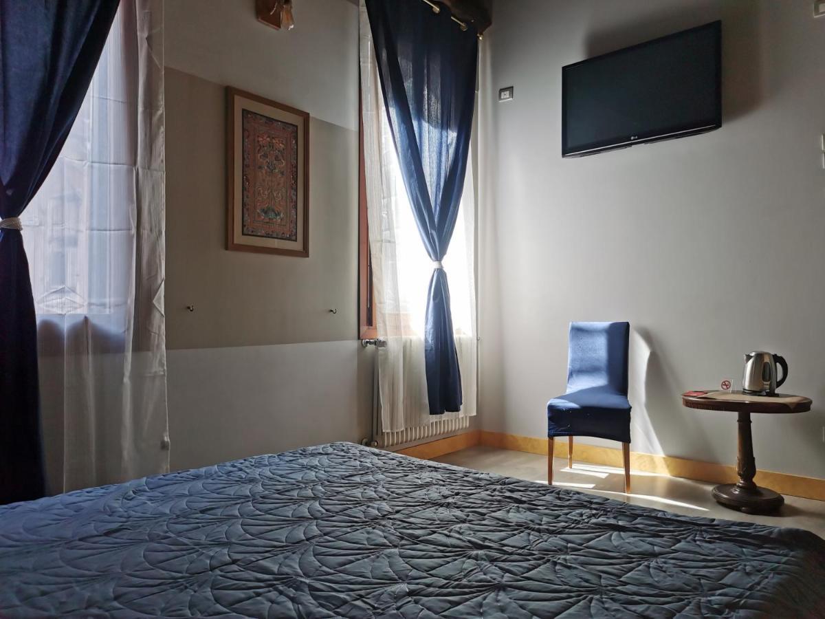 Junior Suite,1373572826:JPEG