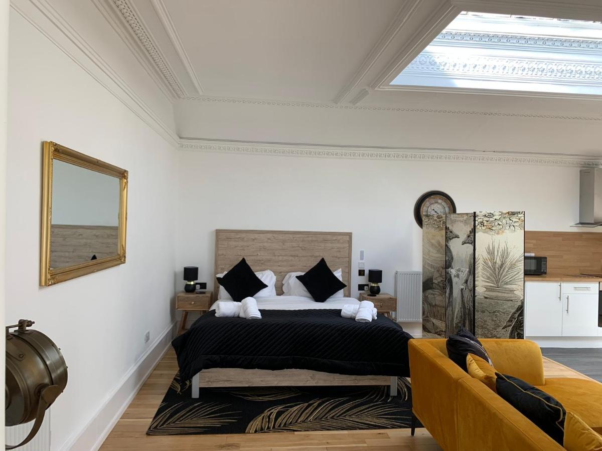 Superior King Suite
