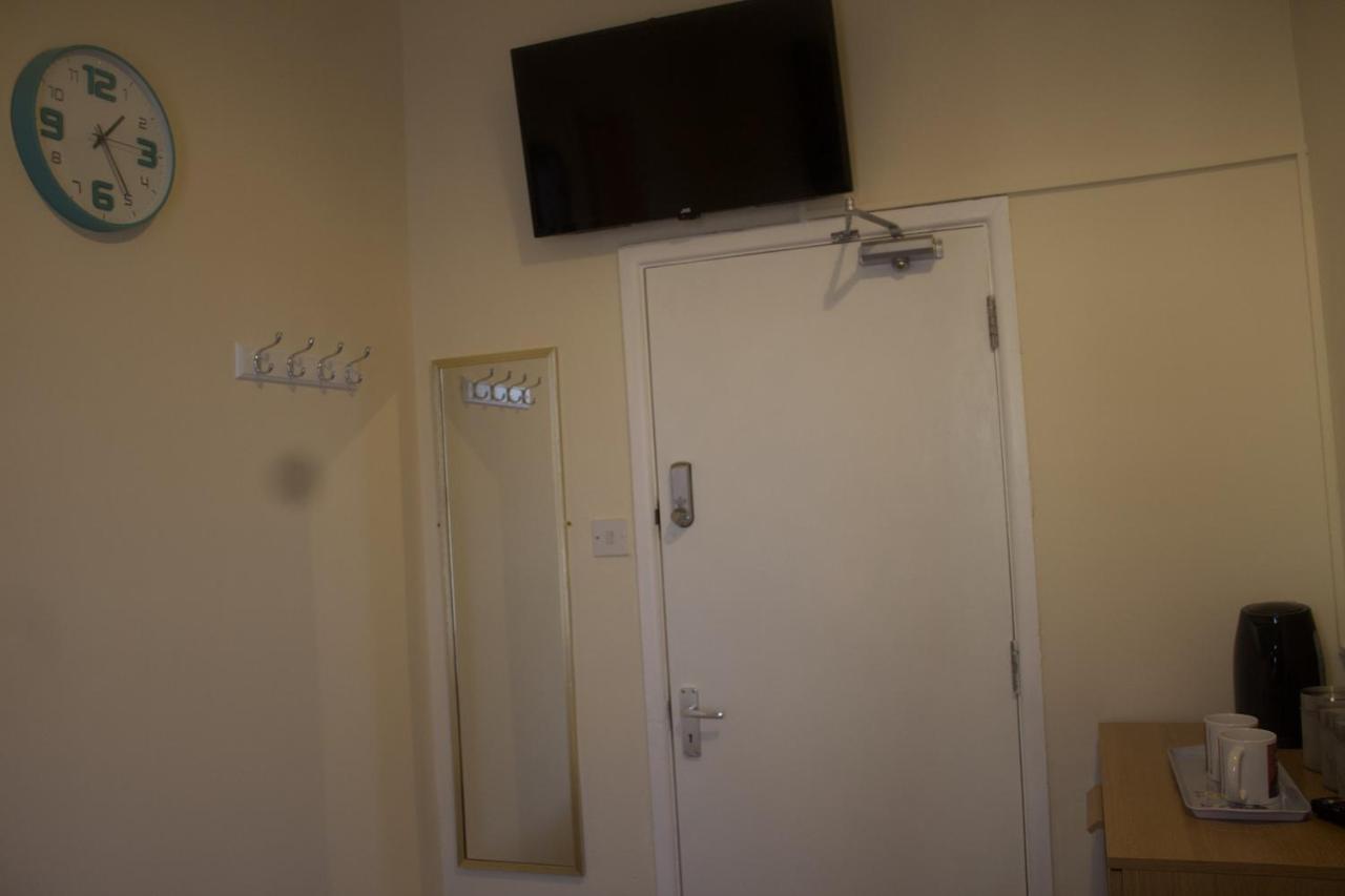 Budget Twin Room,1376399918:JPEG