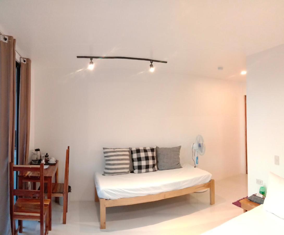 Deluxe Triple Room Sea View
