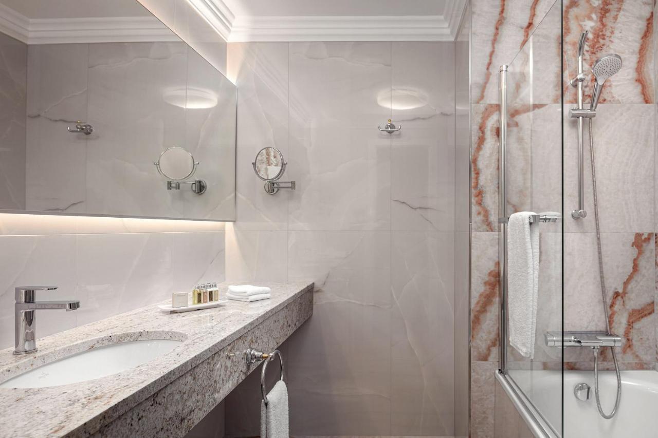 Junior Suite,1535185918:JPEG