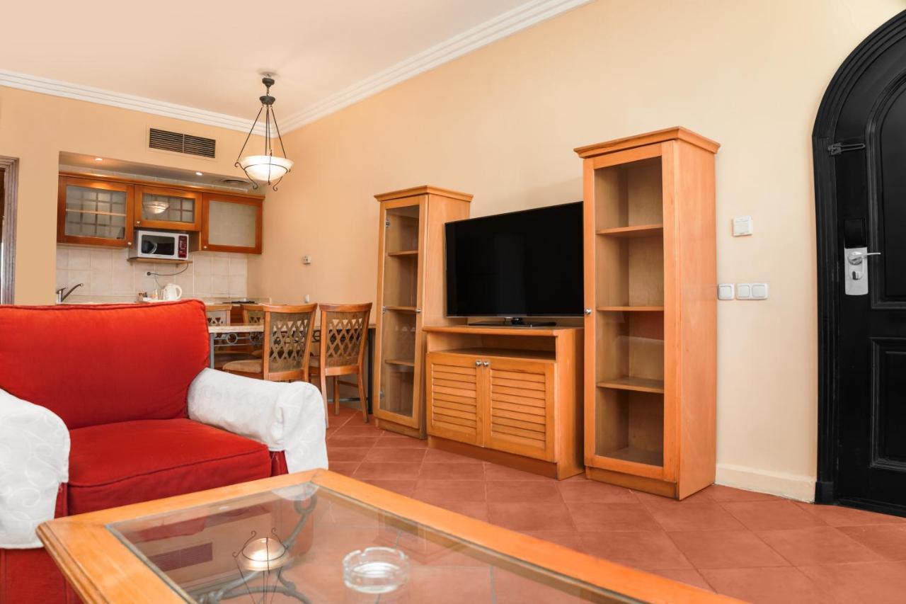 One-Bedroom Suite