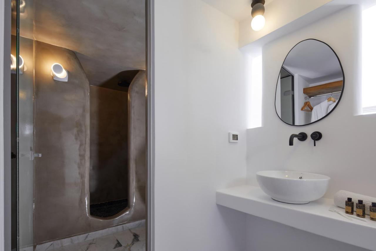Honeymoon Suite outdoor heated jetted tub