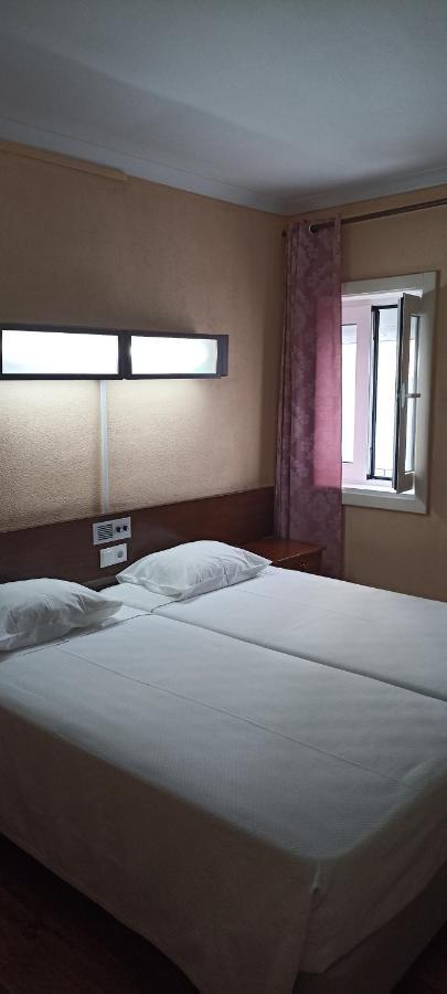 Twin Room No Balcony