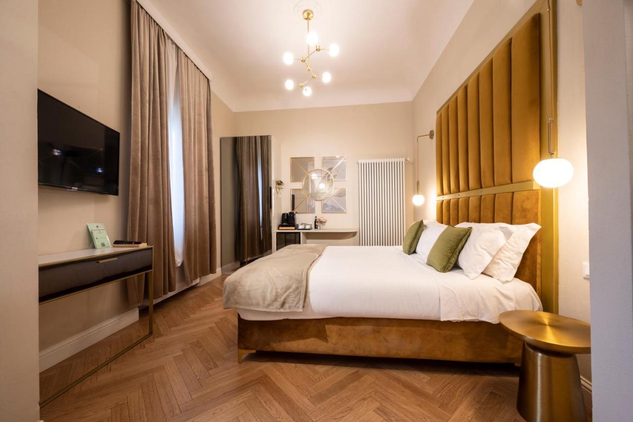 Deluxe Double or Twin Room Spa Bath
