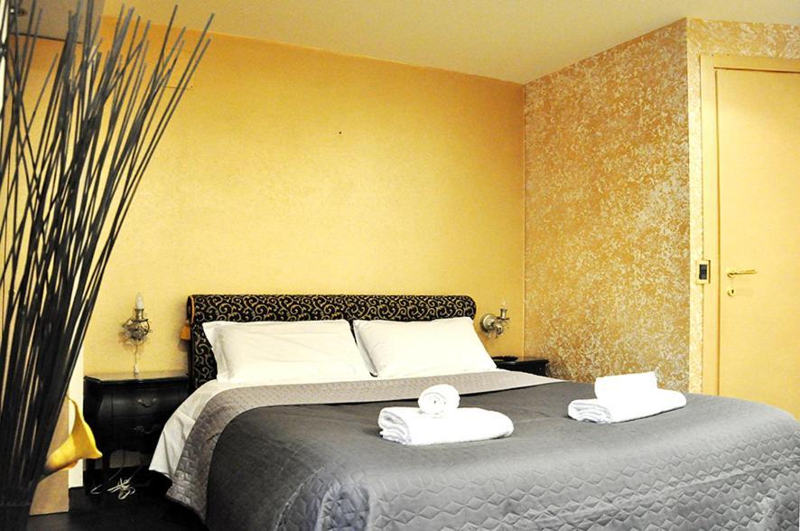Superior Double Room,1378344026:JPEG