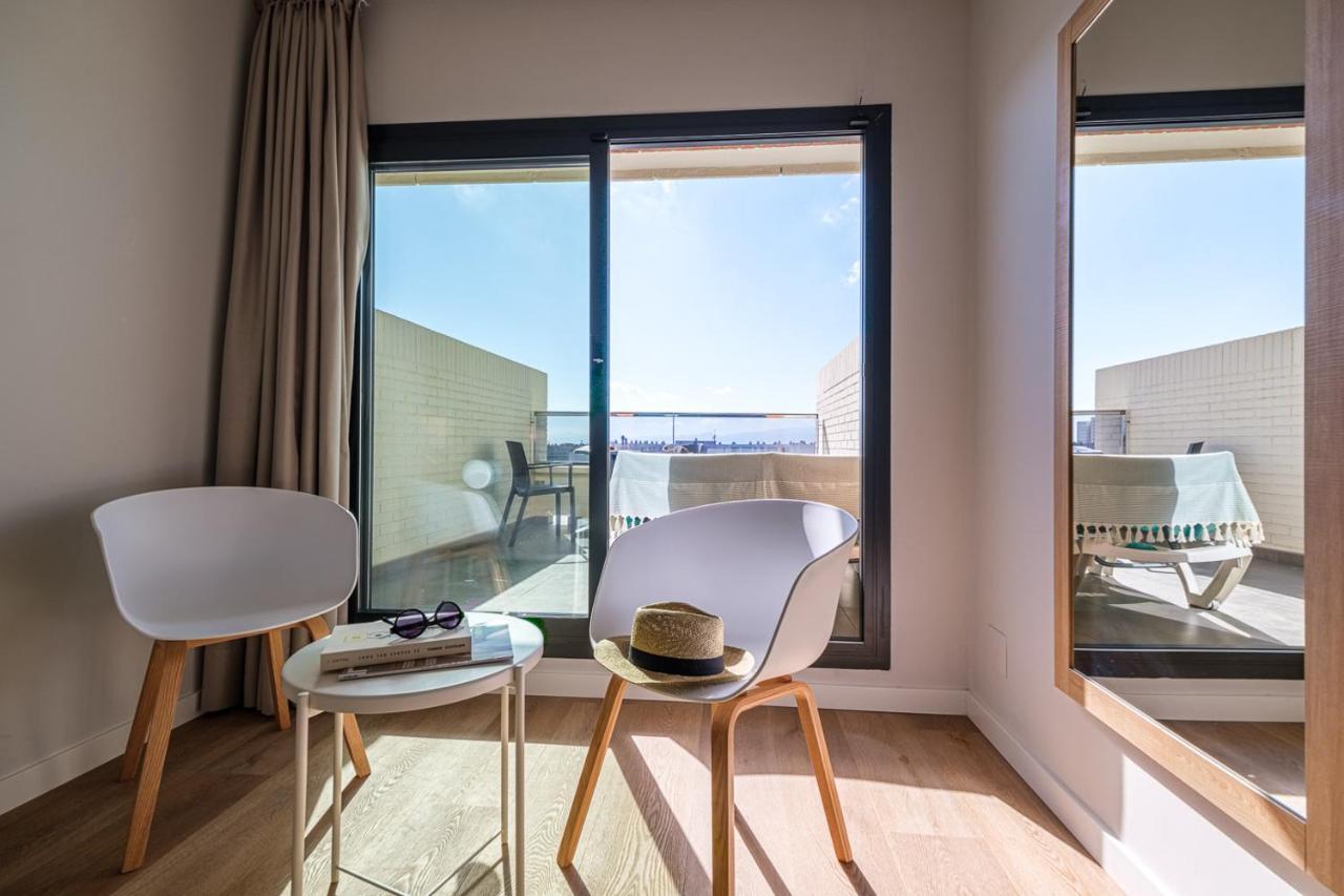 Superior Attic Terrace