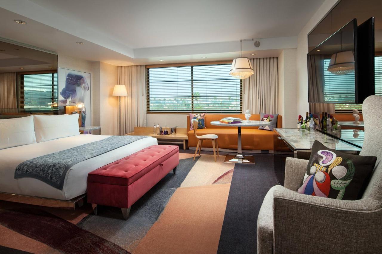 Premier Room, Guest room, King,1379292470:JPEG
