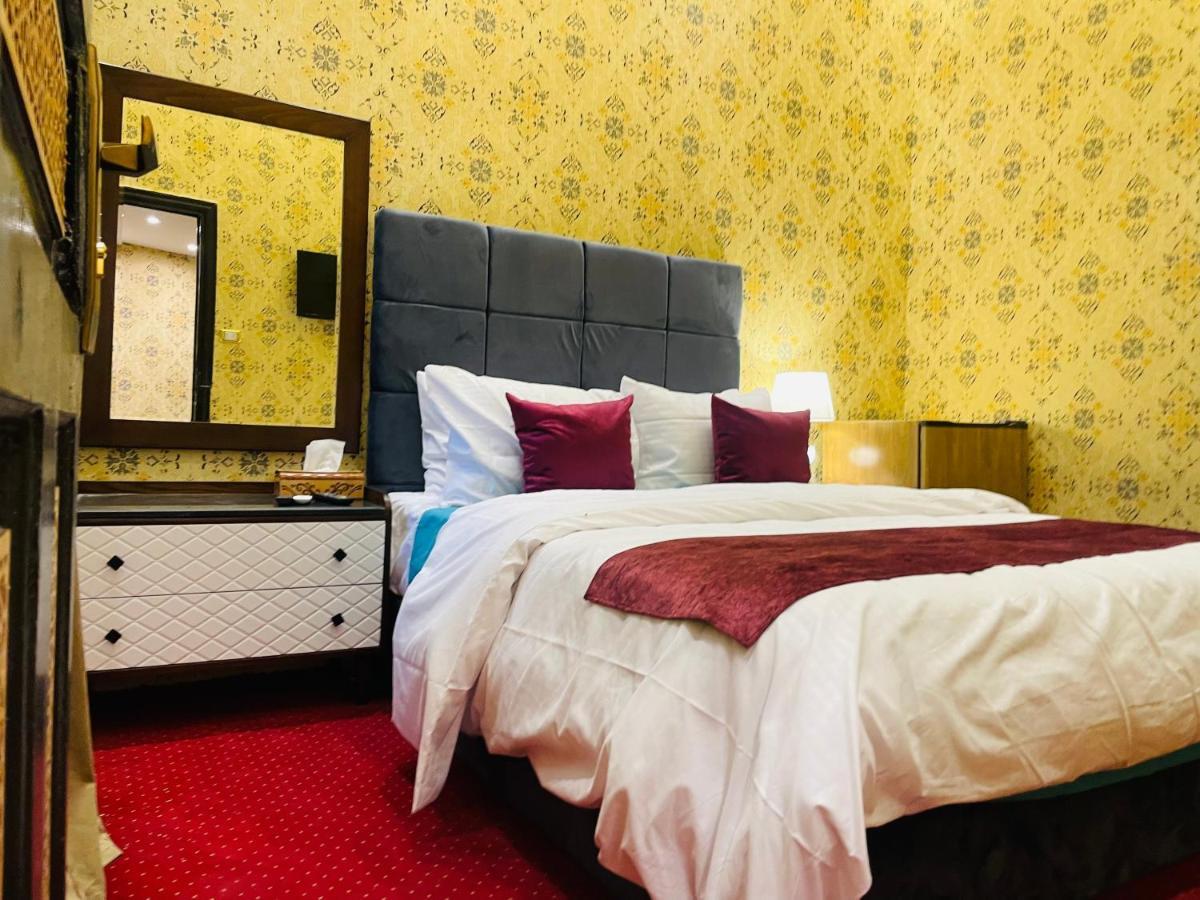 Deluxe Single Room