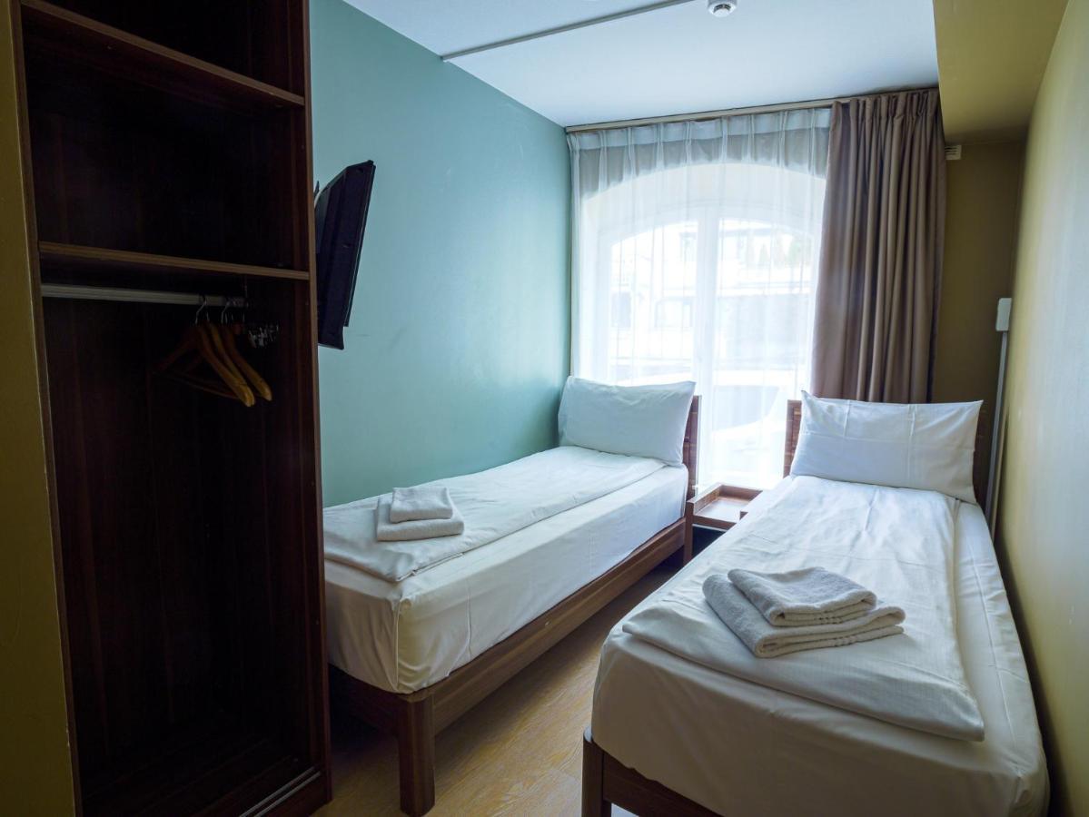 Basic Twin Room