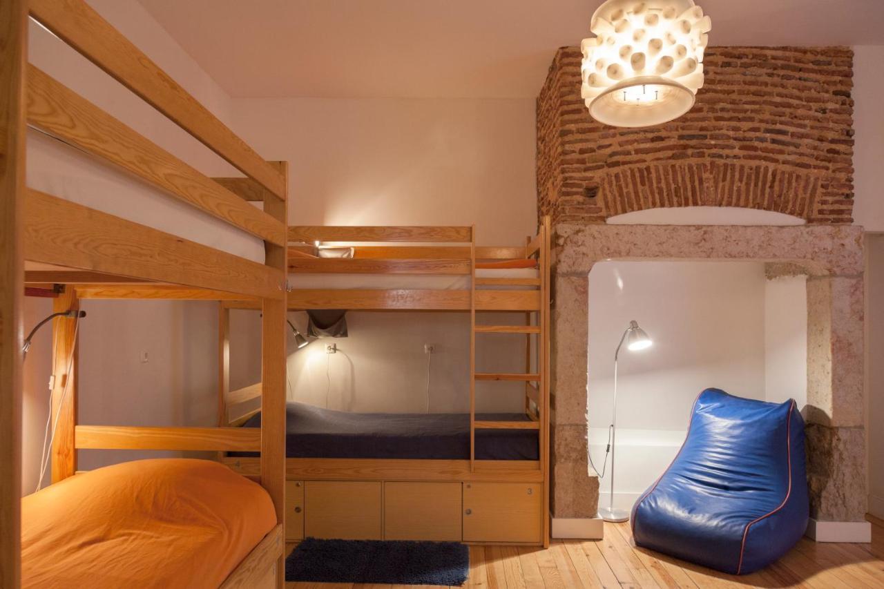Bed 6-Bed Dormitory Room,1380783146:JPEG
