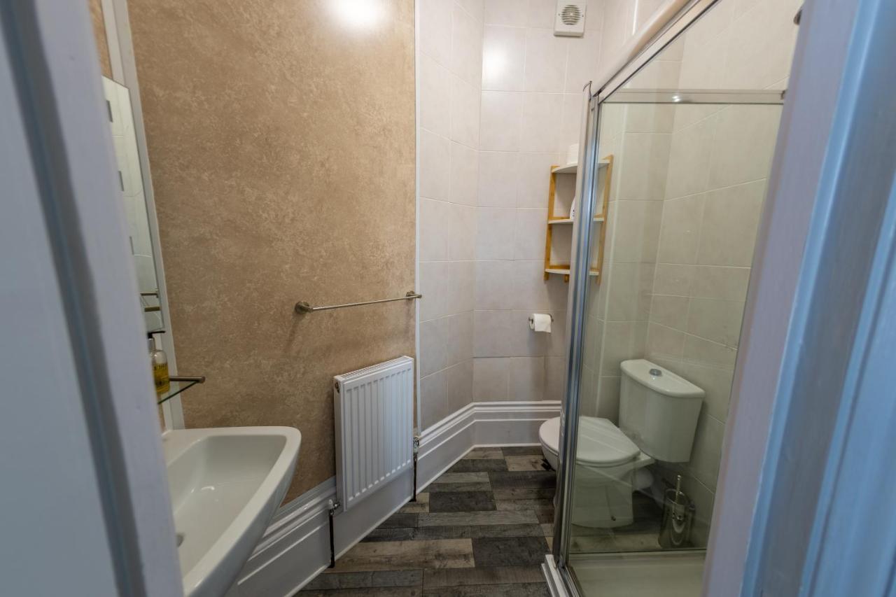 Double - Ensuite - Large