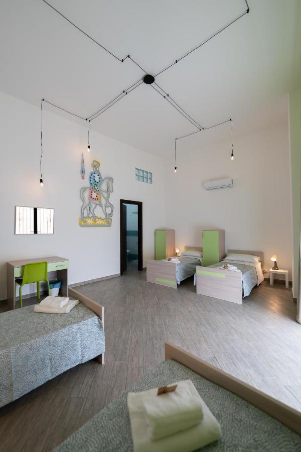 Bed 4-Bed Mixed Dormitory Room