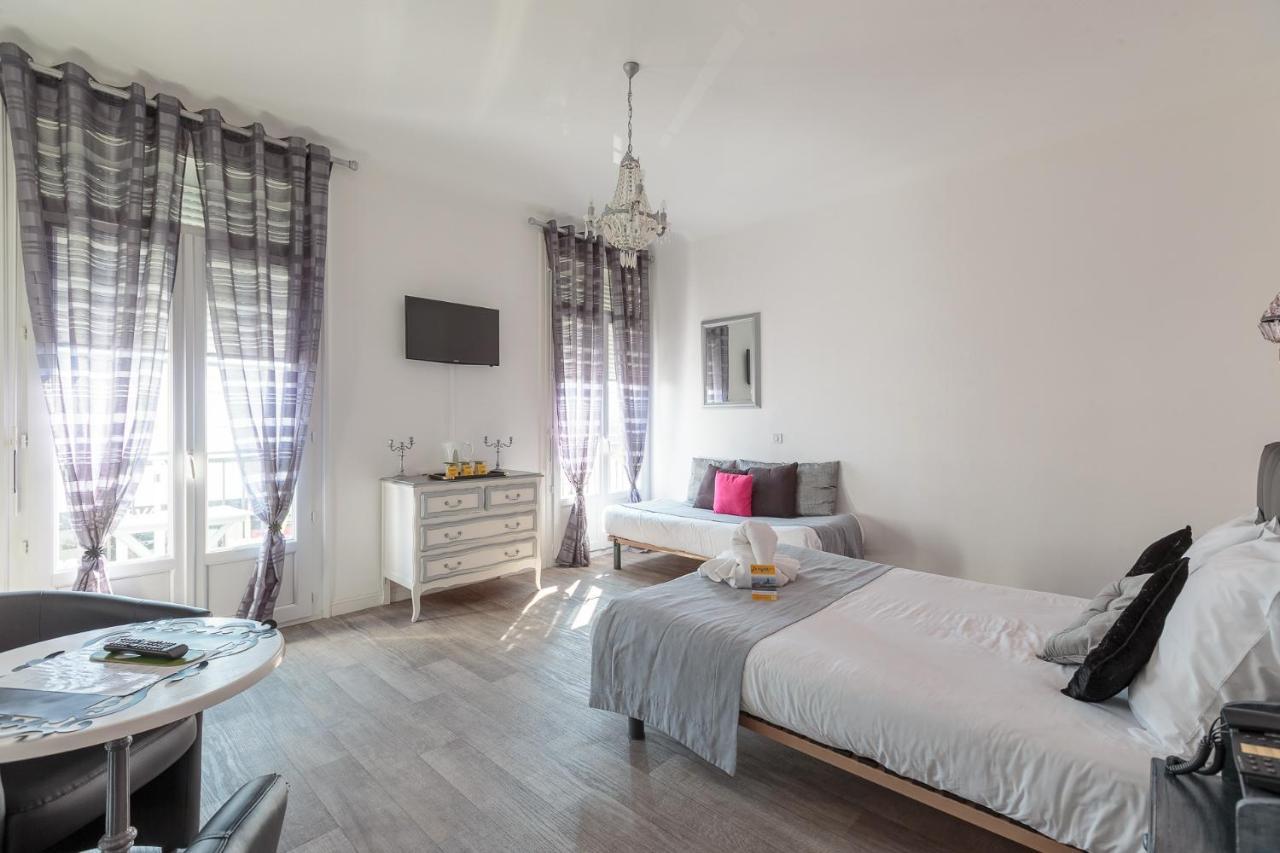 Superior Triple Room