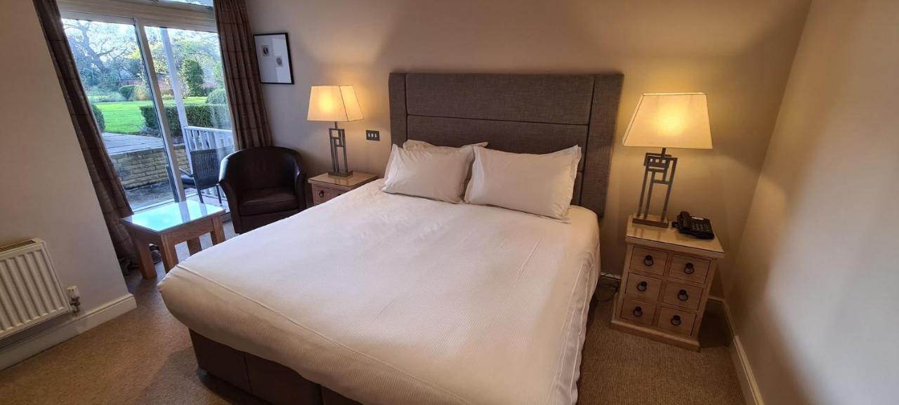 Double or Twin Room Garden View