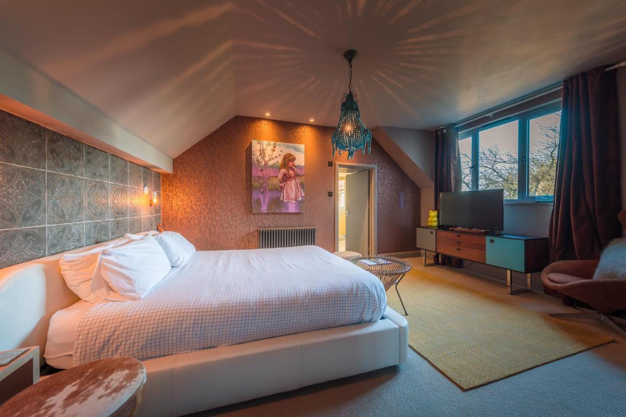 Deluxe Double Room Bath