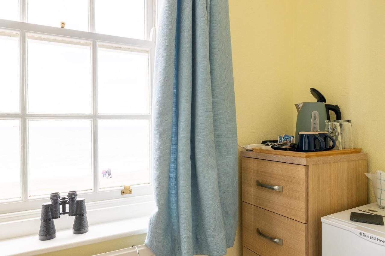 Small Double Room Sea View Private External Bathroom