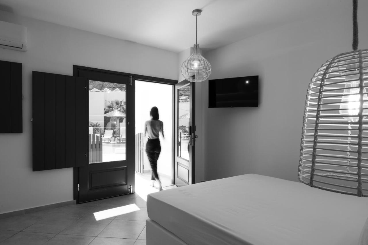 Superior Double Room by the Pool,1385387324:JPEG