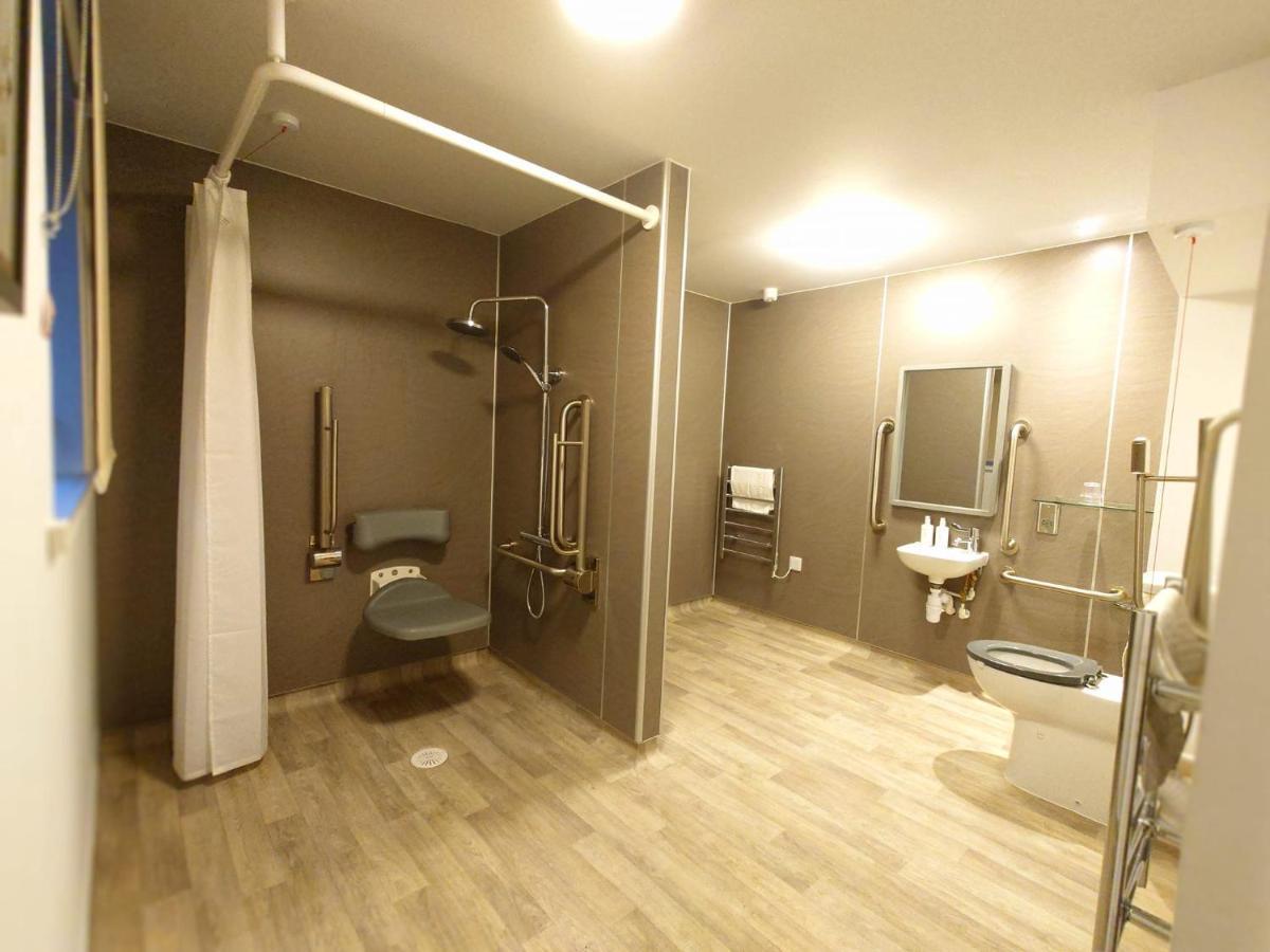 Twin Room - Disability Access