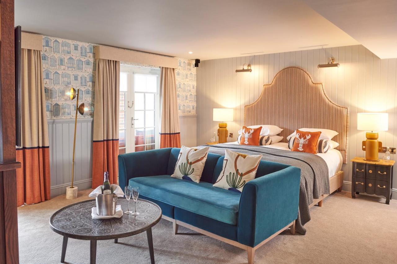 Signature Suite