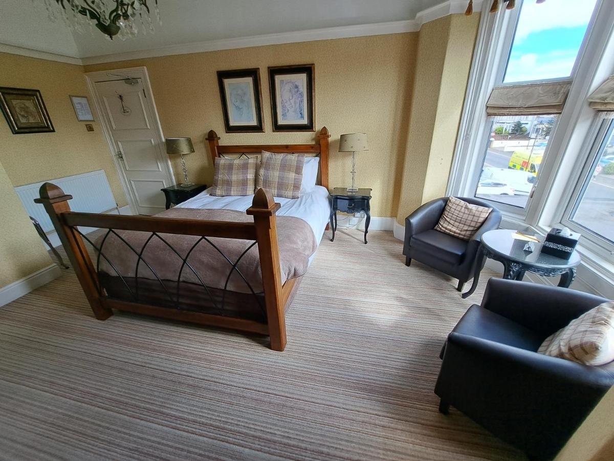 Superior King Room
