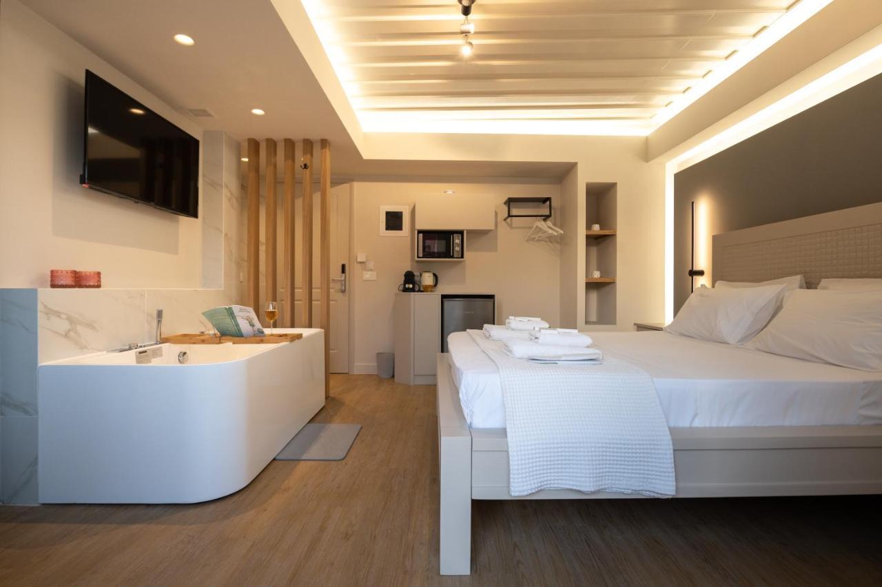 Double Room Balcony,1388282723:JPEG