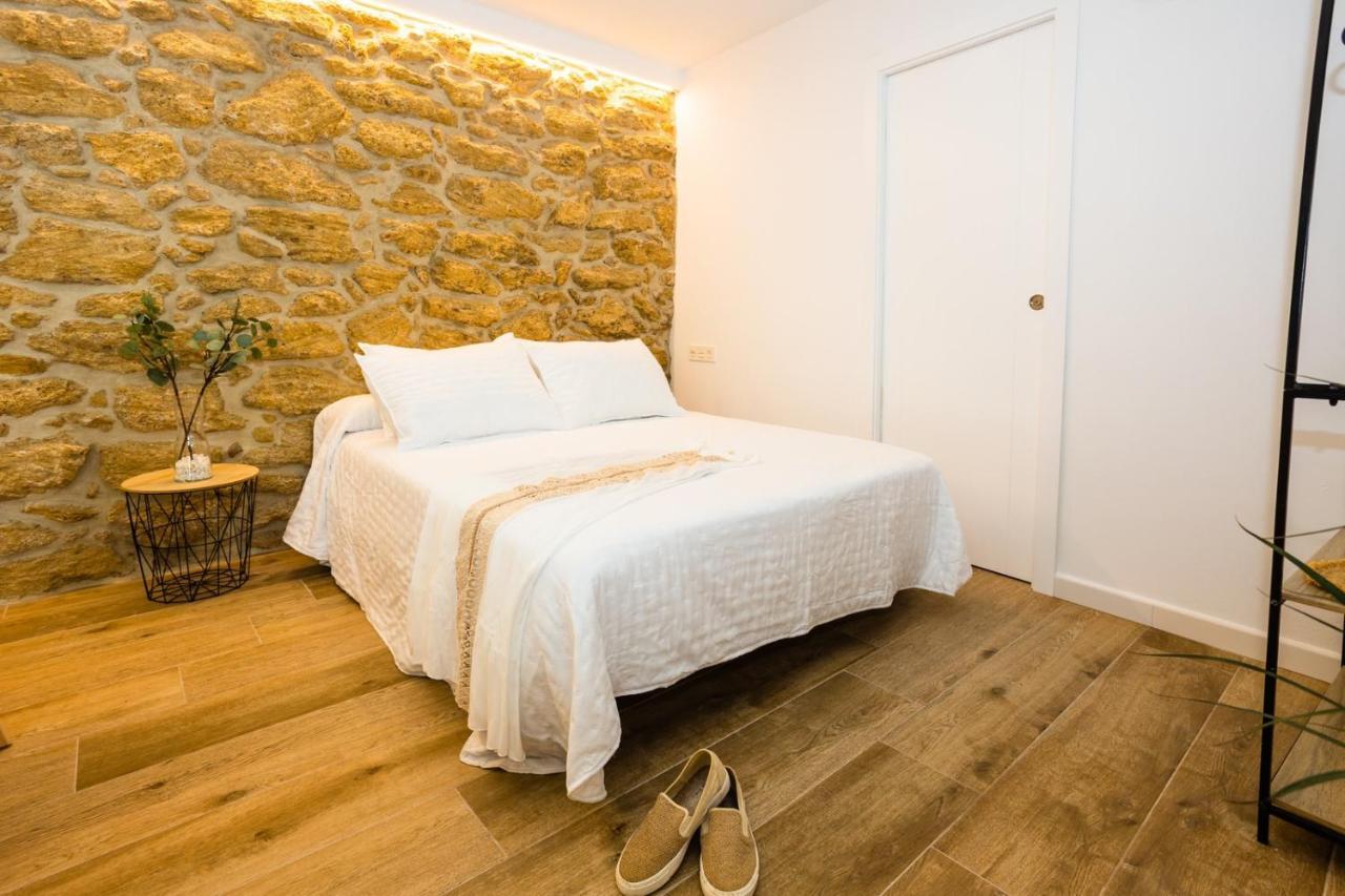 Deluxe Room,1389930644:JPEG
