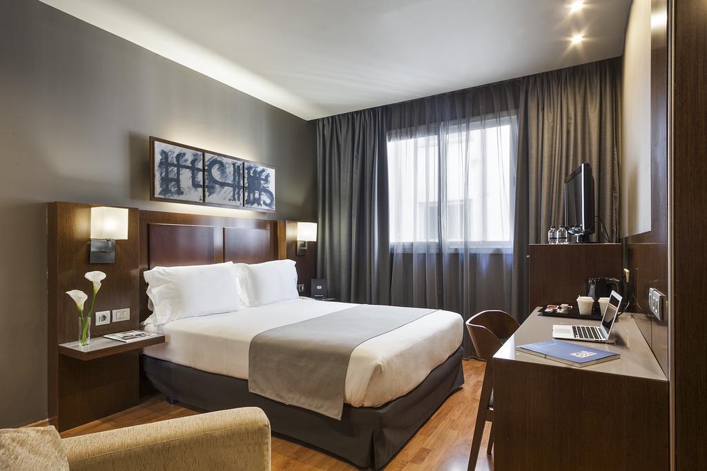 Double or Twin Room,693099159:JPEG