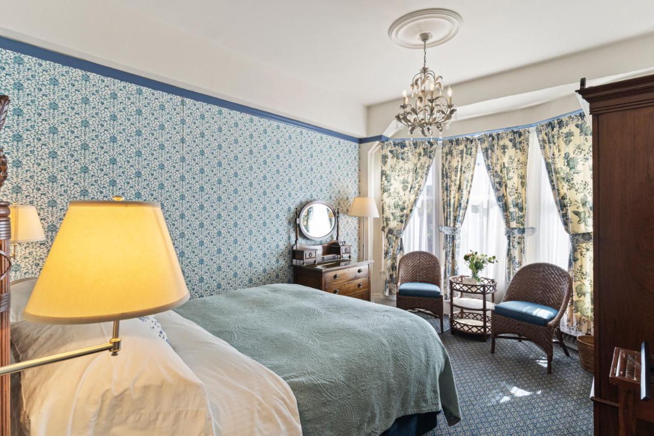 Double Room,1395631814:JPEG