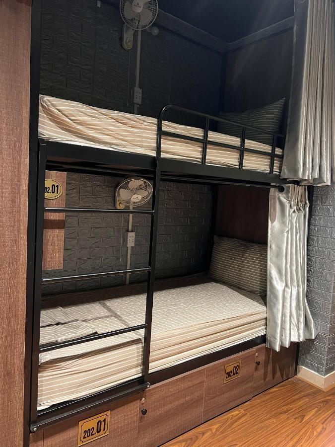 Bunk Bed Mixed Dormitory Room