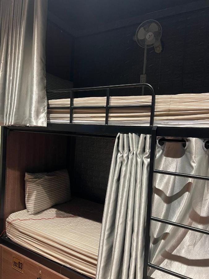 Bunk Bed Mixed Dormitory Room