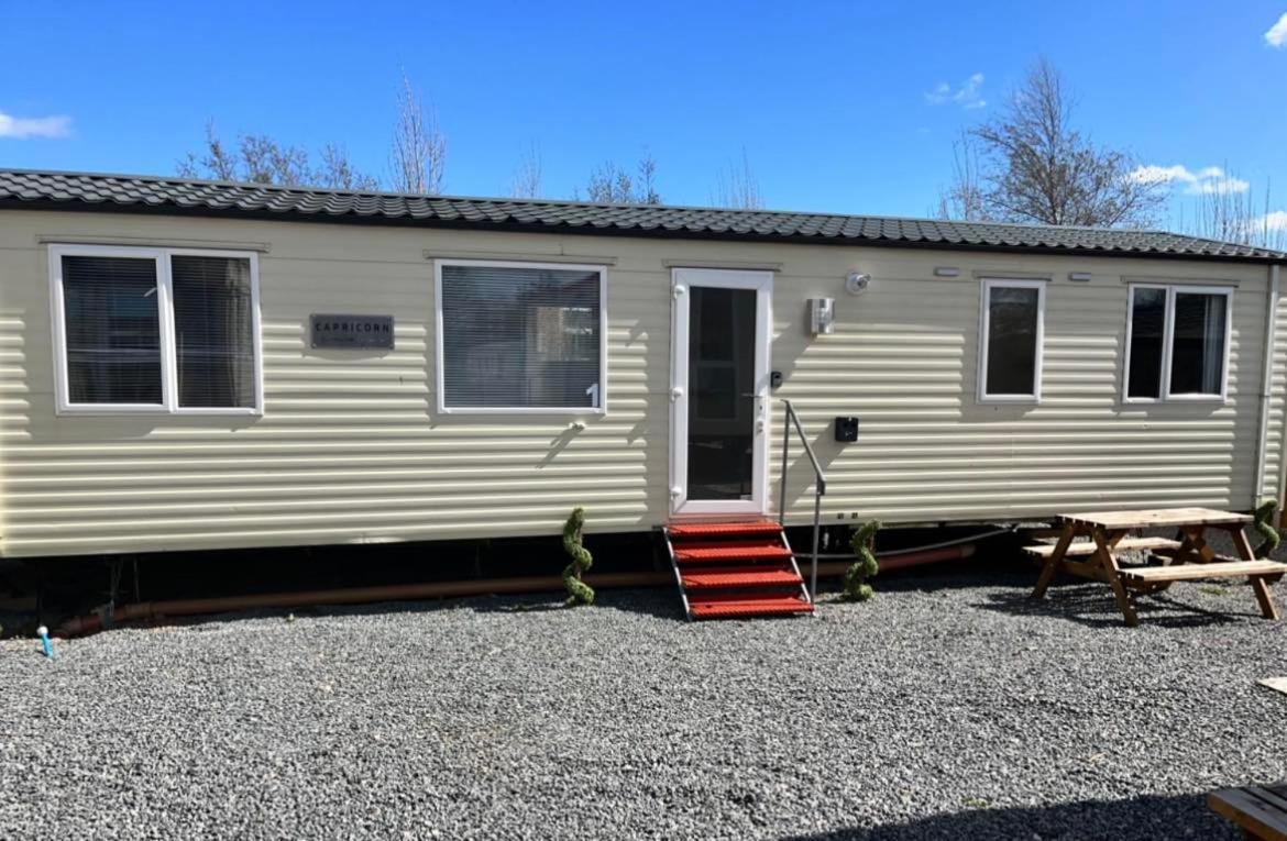 Caravan 1